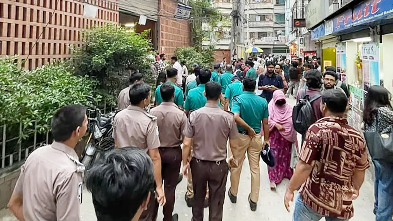 ব্র্যাক বিশ্ববিদ্যালয়ে বোমা হামলার হুমকি, নিরাপত্তা জোরদার