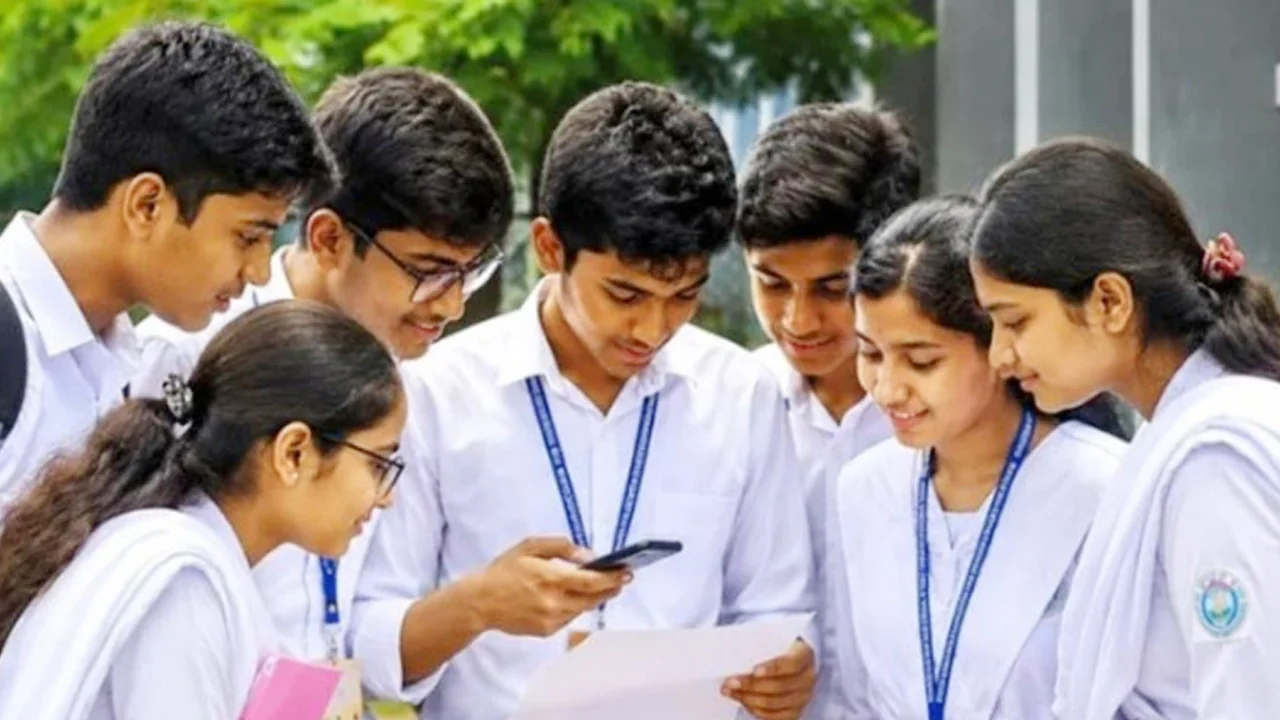 ৩১ অক্টোবর এইচএসসির ফল প্রকাশের নতুন তারিখ নির্ধারণ