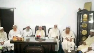 হেফাজতের সহায়তায় কওমিভিত্তিক ৭ দলের ঐক্যের সিদ্ধান্ত