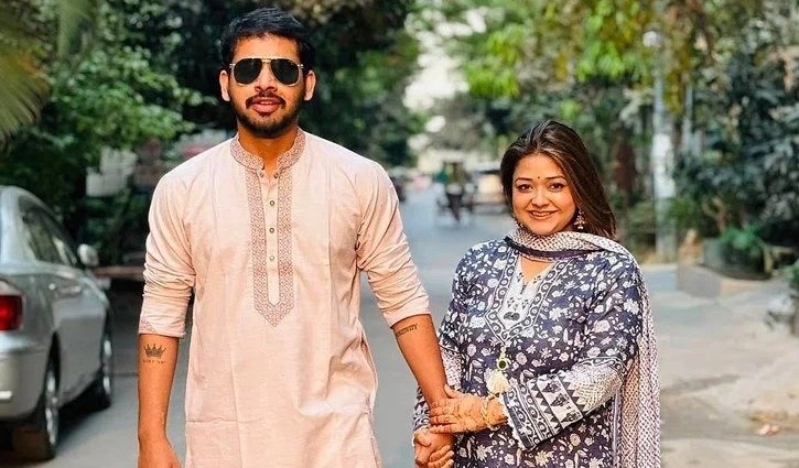 ইকরার জন্মদিনে ক্ষমা চেয়ে জাহের আলভী বললেন—তুমি নেই