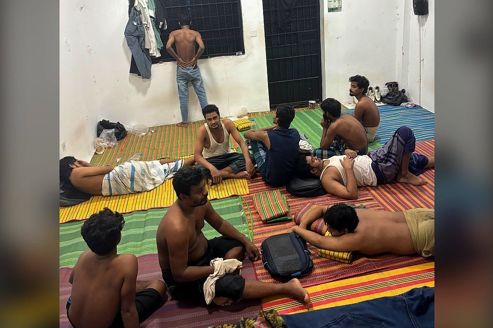 কম্বোডিয়া থেকে ফিরছেন সাইবার প্রতারণার শিকার ৩০ বাংলাদেশি