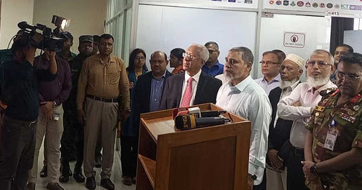 সিইসি |: উপনির্বাচনকে ছোট করে দেখছি না, ‘সুন্দর’ ভোট হচ্ছে