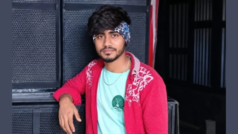 চাঁদপুরে পিকআপ ও ছয় চাকার গাড়ির সংঘর্ষে তরুণ নিহত