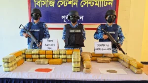 সেন্টমার্টিনে ৪২ কোটি টাকার ইয়াবা ও হেরোইন ফেলে পালালো